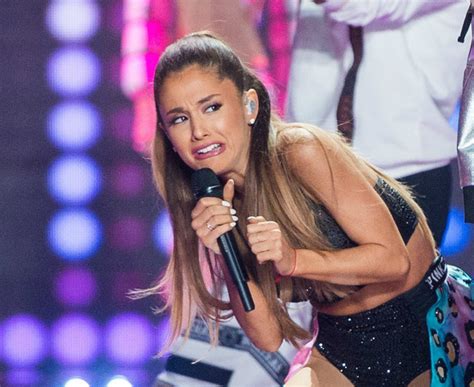 Ariana Grande's cringing face just became the internet's favourite new meme