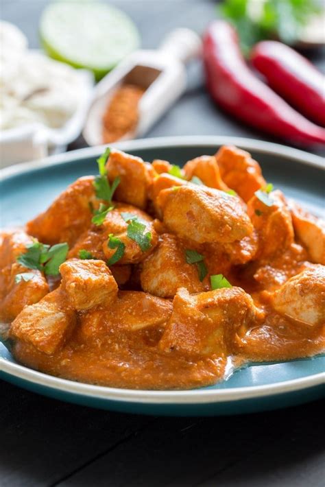 Butter Chicken Recipe (Murgh Makhani) - Indian Style