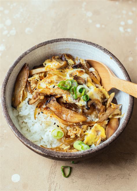 Mushroom and Egg "Gyudon" Japanese Rice Bowl — saltnpepperhere in 2022 | Recipes, Rice bowls ...