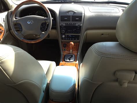 2003 Infiniti I35 - Interior Pictures - CarGurus