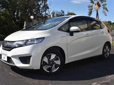 Used Honda Fit Hybrid New Shape | 2014 Fit Hybrid New Shape for sale ...