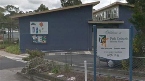 Park Orchards Primary School, Melbourne in lockdown after man with ...