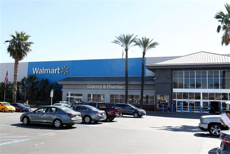 Affordable & Best Walmart in Los Angeles | Wal-Mart Store ha… | Flickr