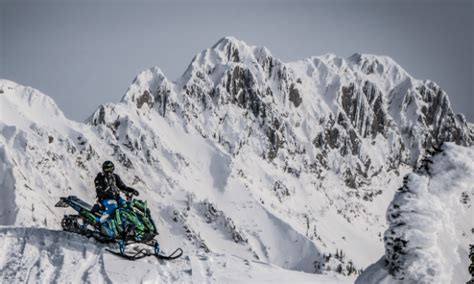 Top 8 places to snowmobile in the Kootenay Rockies | SnoRiders