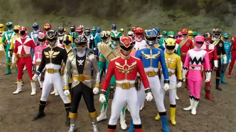 Power Rangers Live-Action Movie…. Back Again! | GEEKPR0N