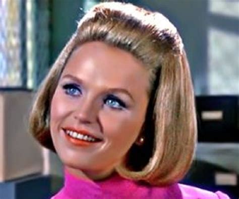 Lee Remick Biography - Facts, Childhood, Family Life & Achievements