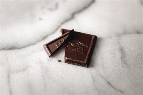 Chocolate Intolerance Vs. Chocolate Allergy (Symptoms & Tests) – Cooks With Cannabis