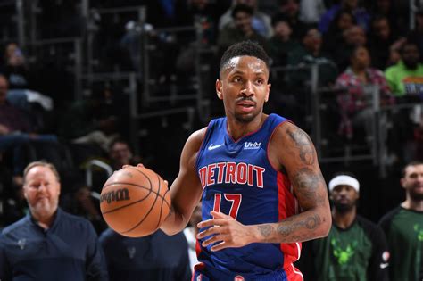 Detroit Pistons re-sign Rodney McGruder to push roster past 15-player ...