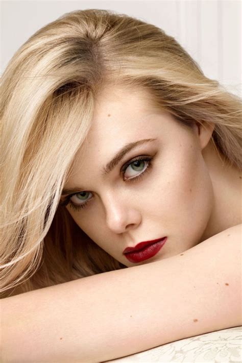 Elle Fanning - L'Oreal Paris 2017 Photos • CelebMafia