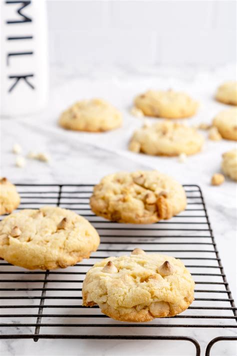 Ghirardelli White Chocolate Macadamia Nut Cookie Recipe - Simplified Chef