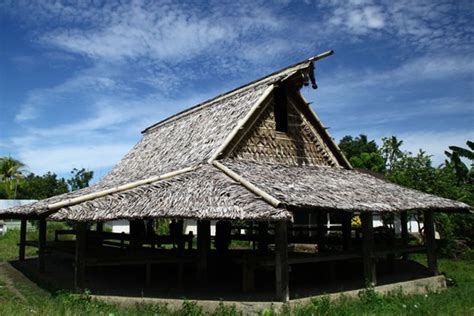 Nama Rumah Adat Maluku Utara, Gambar dan Keunikannya- Budayanesia