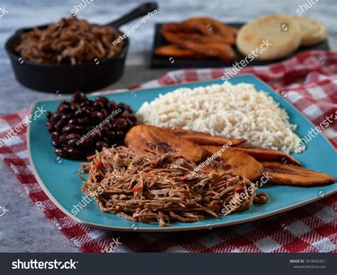 9 Pabellón Criollo Images, Stock Photos & Vectors | Shutterstock