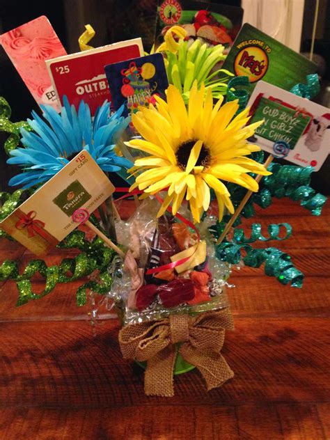 Real Life Motherhood of 4: Gift Card Bouquet