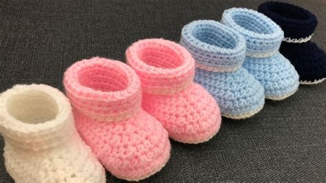 How to Crochet Baby Sandals Design, Crochet baby shoes - YouTube