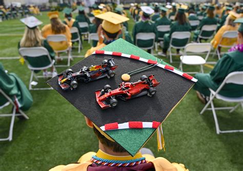 The best graduation 2022 photos from Edison High – Orange County Register