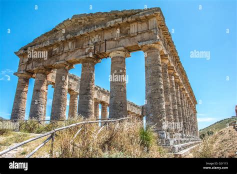 Holiday. Sicily, Trapani. Beaches, wild nature Stock Photo - Alamy