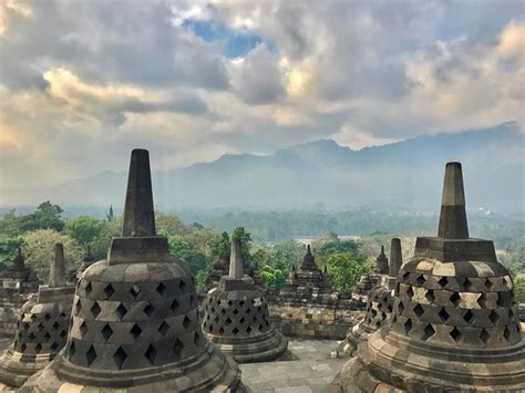 Harga Tiket Masuk Wisata Candi Borobudur Magelang Tahun ini - Wisatainfo