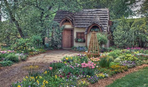 The Magical Cottage | Magical cottages in the woods still do… | Flickr