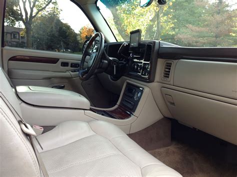 2002 Cadillac Escalade EXT - Pictures - CarGurus