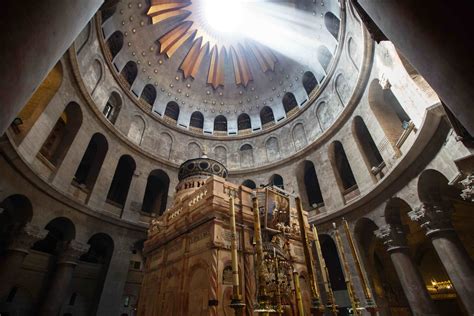 Biblical Israel: Church of the Holy Sepulchre - CBN Israel