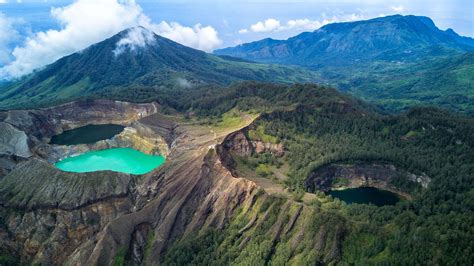 Explore the Sacred Lakes at Kelimutu National Park - Letstravelntt