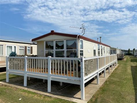 Static Caravan Decking: The Ultimate Guide | Sell The Caravan