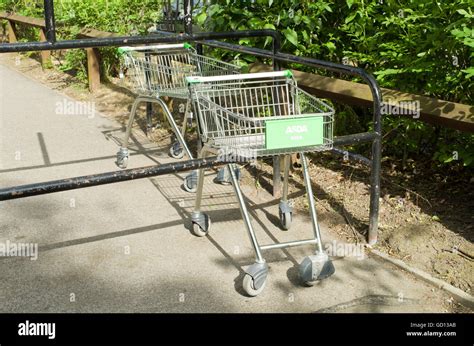 Asda shopping trolley hi-res stock photography and images - Alamy