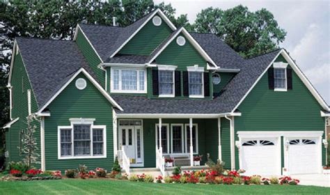 dark green and white, black roof | House exterior blue, House paint exterior, Exterior paint ...