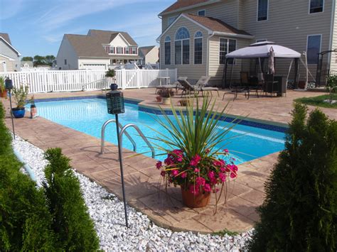 Fiberglass Swimming Pool Paint Color Finish Whisper White 16 - Calm Water Pools