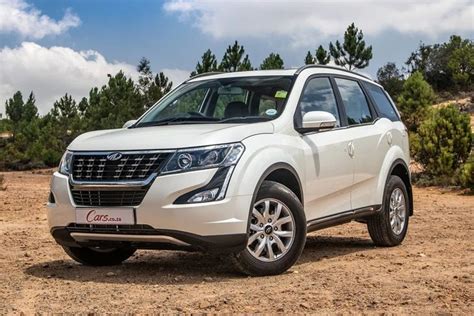 Mahindra XUV500 2.2CRDe W10 Auto (2019) Review