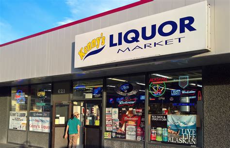 Police arrest downtown liquor store robbery suspect after 12 hours