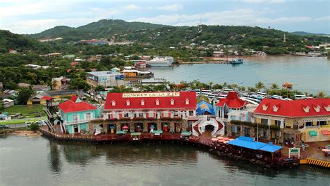 Coxen Hole Map - Roatan - Mapcarta