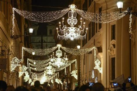 Christmas lights in Rome - Rome And Italy Tourist Service