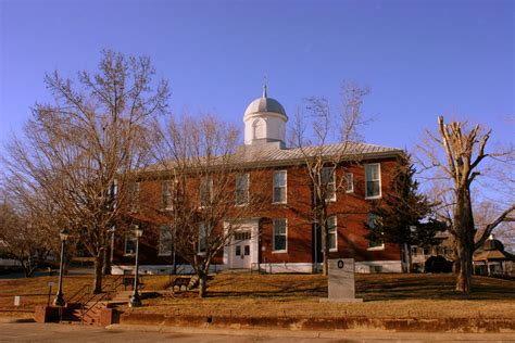 Dickson Co. Courthouse (alt view) - Charlotte, TN | The Dick… | Flickr