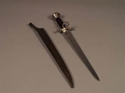 Replica Medieval Parrying Dagger includes Scabbard 17" Circa 1580's | #1853031999