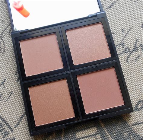 Makeup, Fashion & Royalty: Review: E.L.F Studio Bronzer Palette!