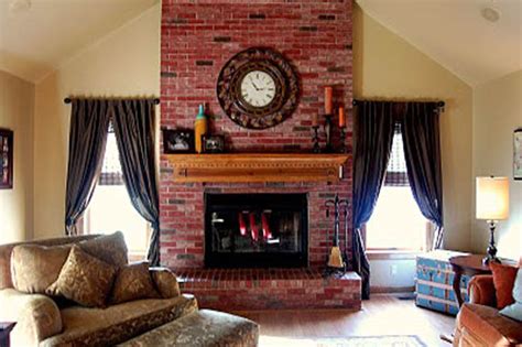 * Remodelaholic *: Update the Color of your Brick; Stained Brick Fireplace