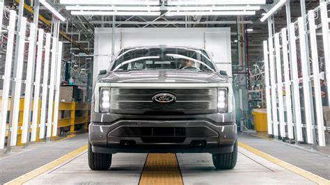 Another electric Ford pickup truck is coming, Farley says - Autoblog