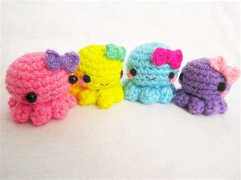 Baby octopus amigurumi - A little love everyday!