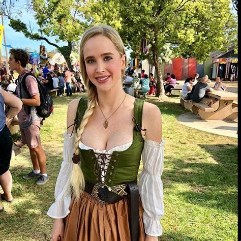 Renaissance Festival Costumes, Renaissance Fair Outfit, Renaissance ...