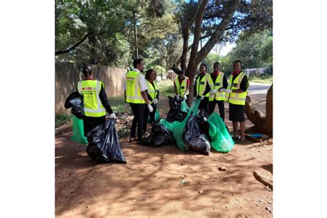 SPAR Zimbabwe recognised for long-standing monthly community clean-ups ...