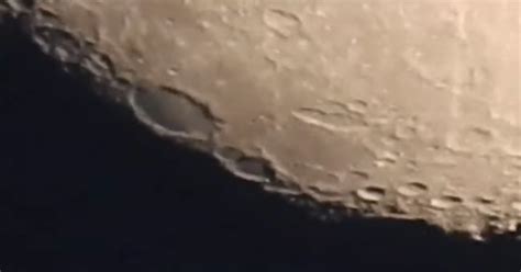 Impressive: The Nikon P900's 83x Zoom Can Show the Moon 'Moving' | PetaPixel