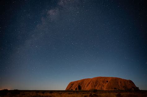 The Night Sky Over Uluru Stock Photo - Download Image Now - iStock