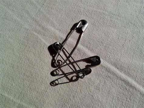 Free picture: safety pins, metal, textile, bedding, sheets