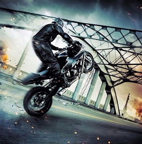 Street Bike Stunts | I Rock wheelies and run from the cops | Pinterest