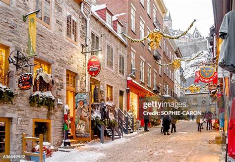 Fairmont Le Chateau Frontenac Winter Photos and Premium High Res ...