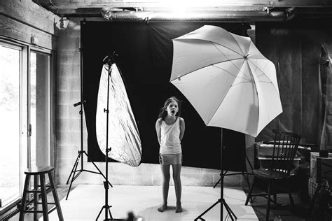 How to set up a complete basement photo studio in just 5 minutes ...