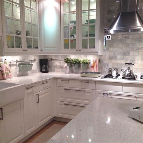 Best Inexpensive White IKEA Kitchen Cabinets 10 - DecoRecent | White ikea kitchen, Kitchen ...