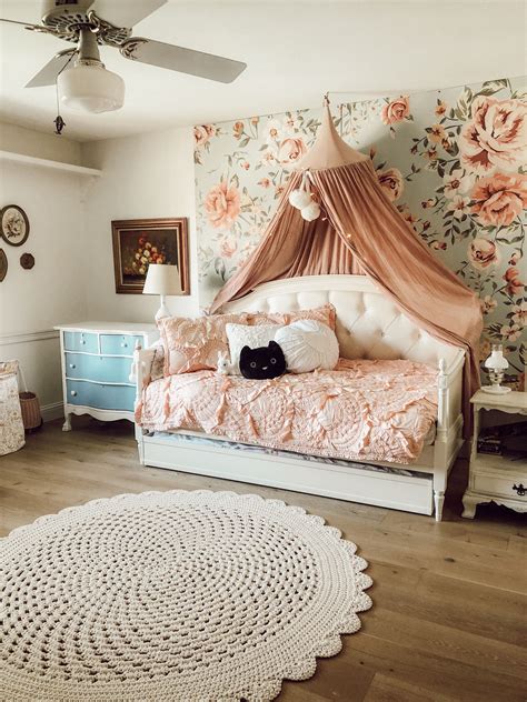 Little Girl Room, Trundle Bed - Casey Wiegand of The Wiegands Girls Daybed Room, Girls Trundle ...