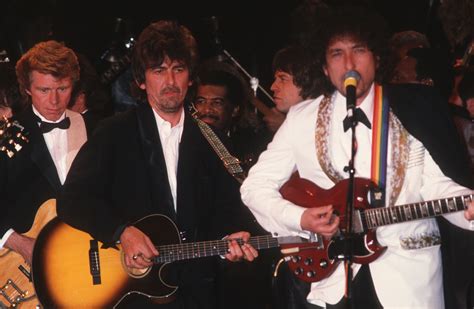 Bob Dylan Said George Harrison Could Have Been 'As Big as Anybody' if He Wasn't With The Beatles